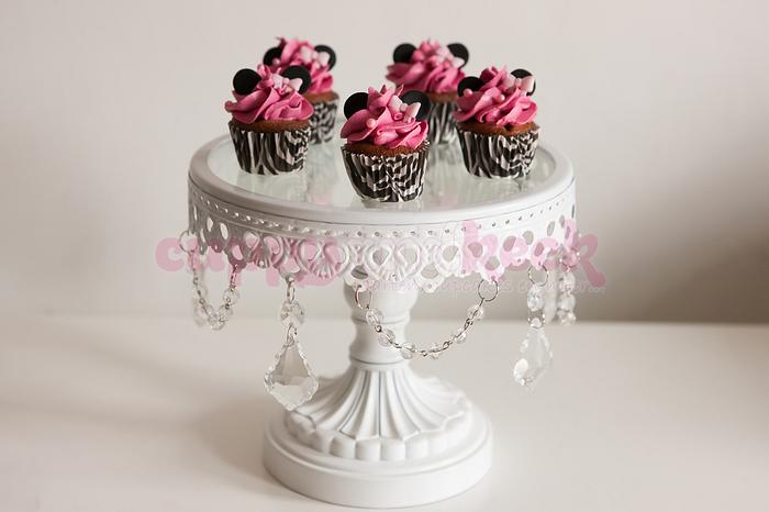Minnie mouse mini cupcakes
