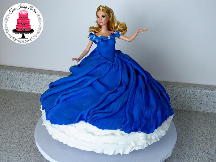 Cinderella's Twirling Dress Cake