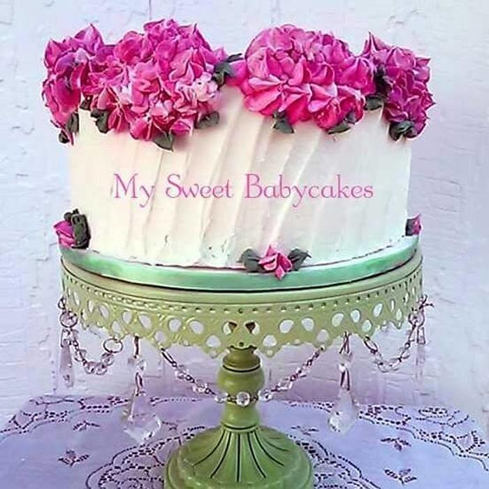 Hydrangea Cake | A luscious, buttercream flower cake. Cake r… | Flickr