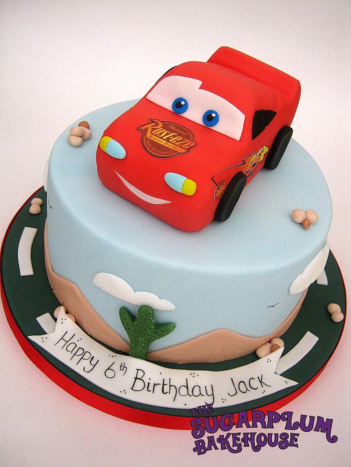 Lightning McQueen - Cars Cake