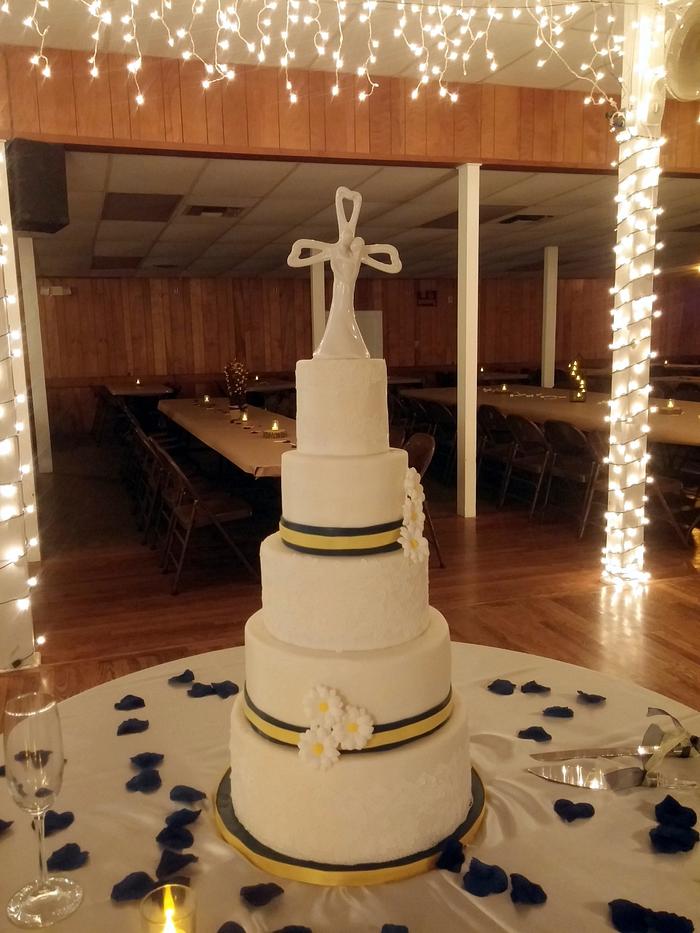 Simple Lace Wedding Cake