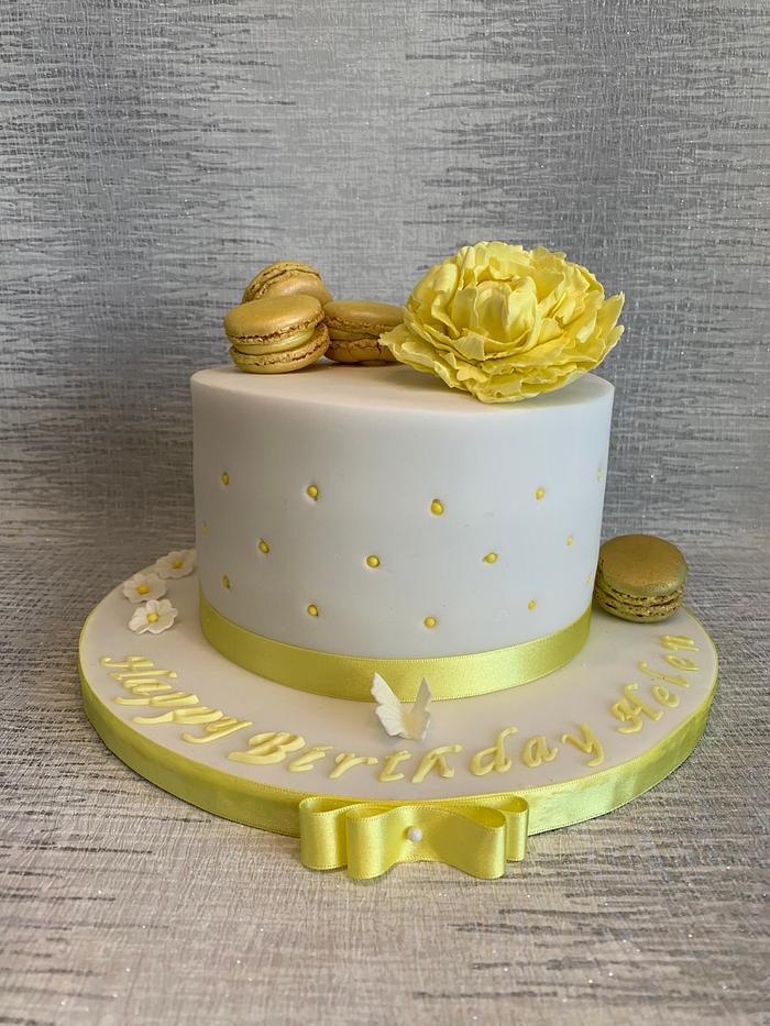 Helen’s Sunny yellow Cake