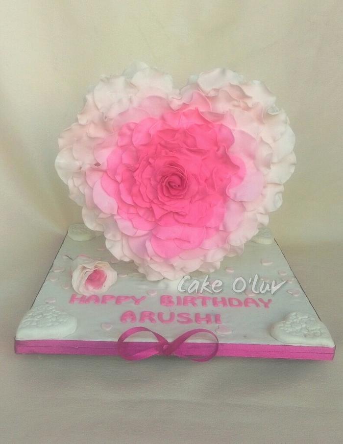Standing rose heart cake