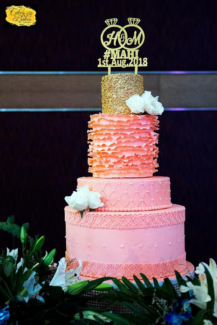 Peach & Gold Wedding Cake 
