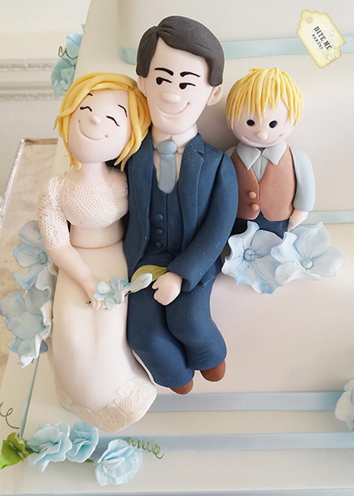 Family wedding cake