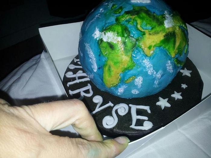 Layerd globe cake