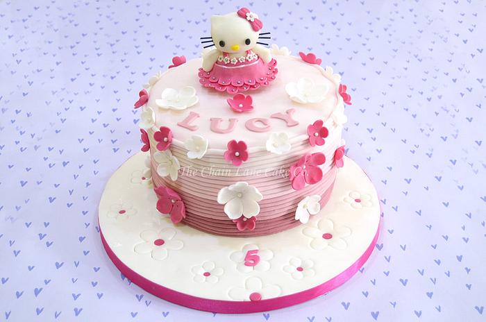 Hello Kitty pink ombre cake