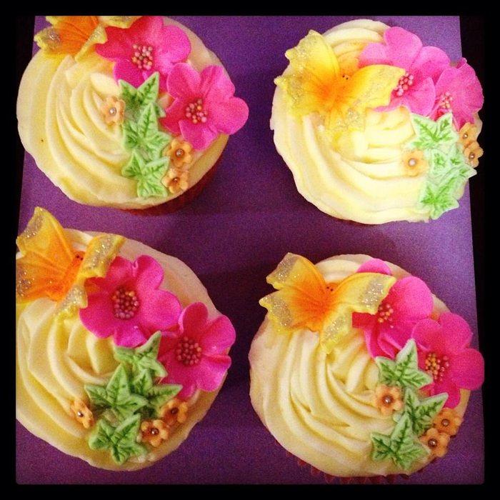 neon flower cupcakes