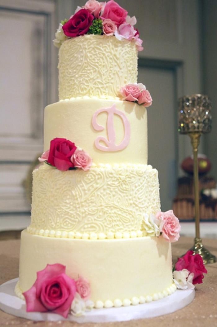 Lace piping wedding cake
