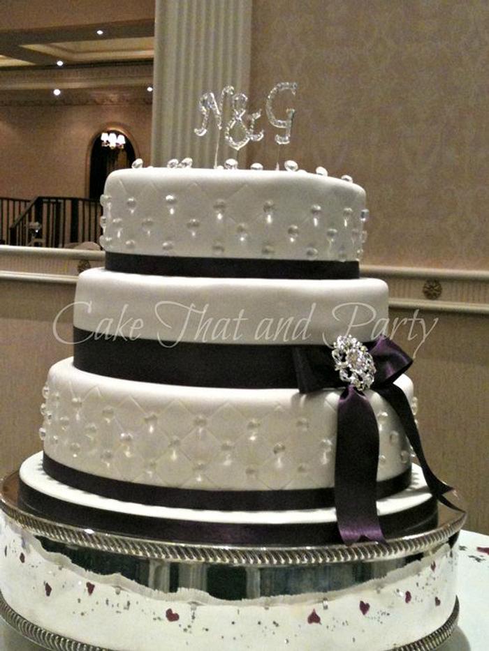 diamond themed wedding cake 