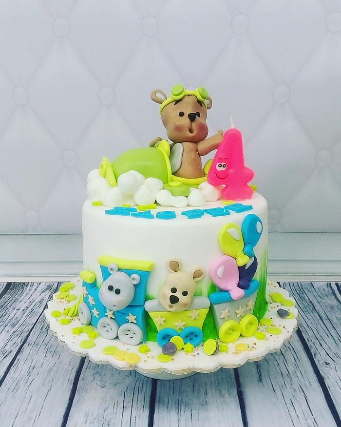 Teddy bear in plane cake 