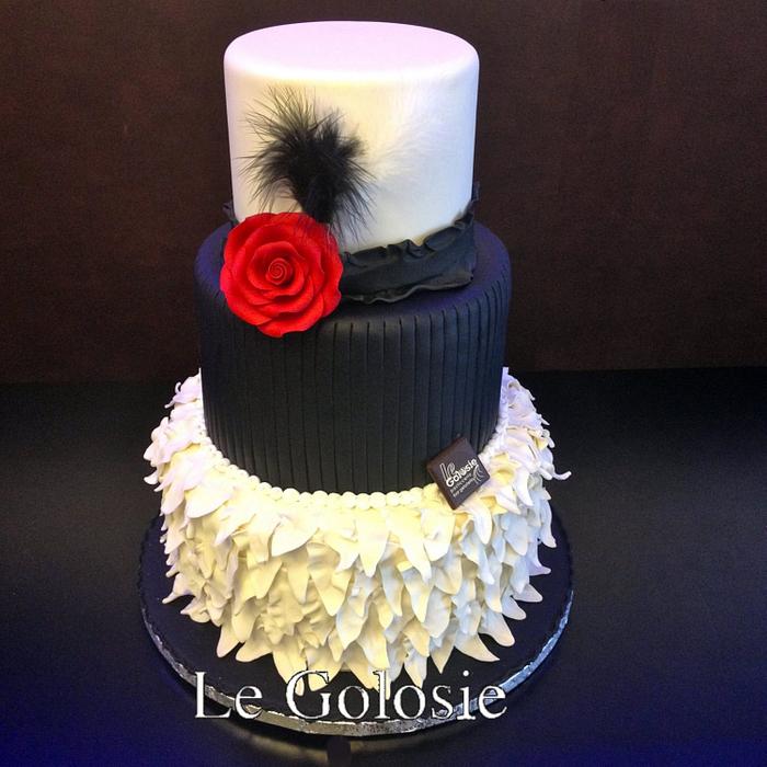 Moulin rouge cake