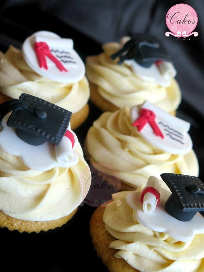 Graduation cupcakes 