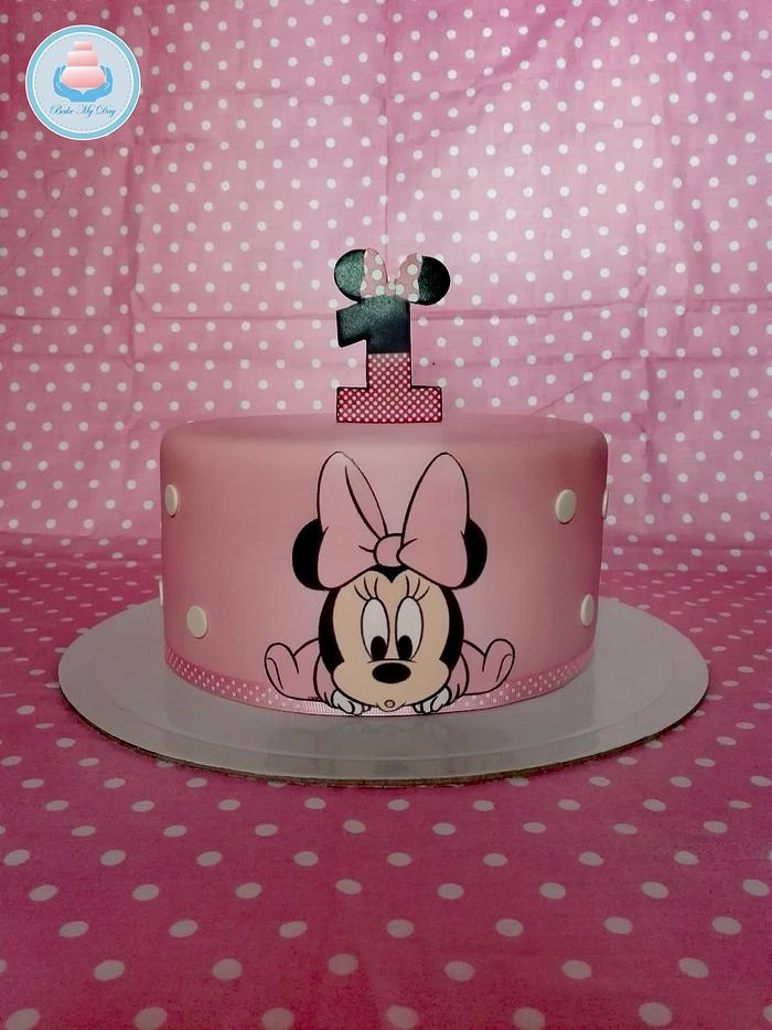 Baby Minnie Cake