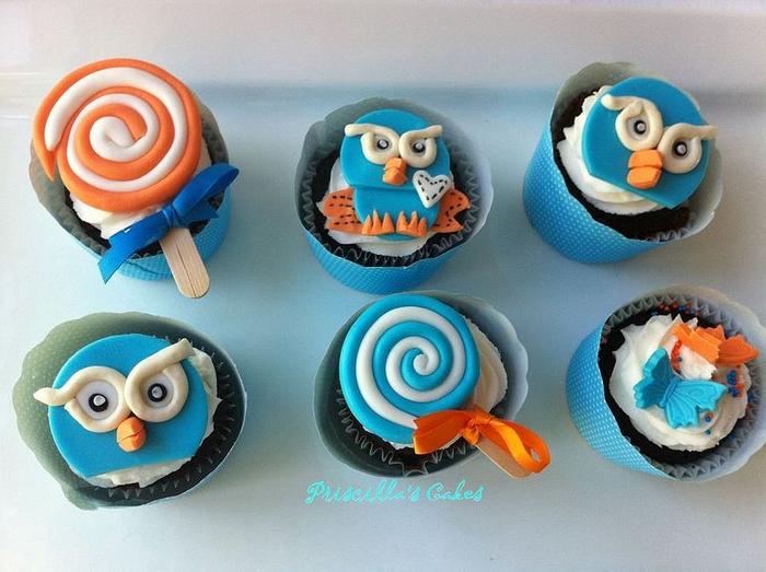 Hoot themed cupcakes