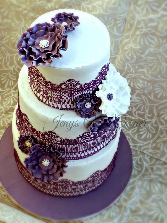 Lavender and White Wedding cake