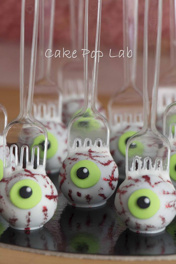 Spooky Eye Cake Pops