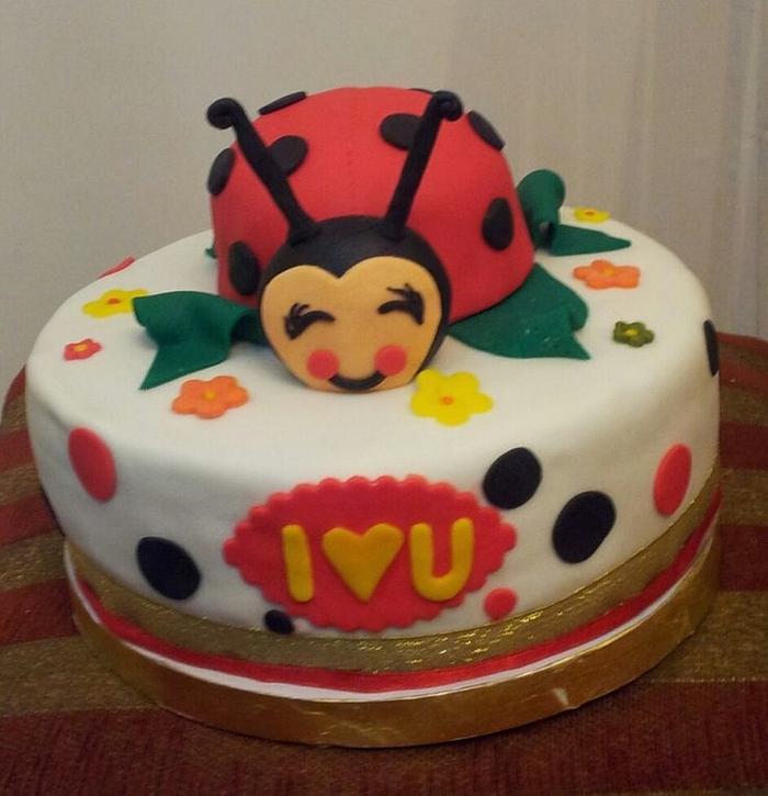 lady bug cake 