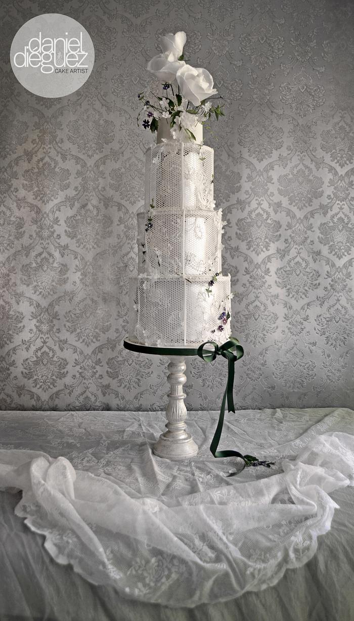 Wedding Cake "Veiled Romanticism " for "Pasteles de Ensueño" Magazine