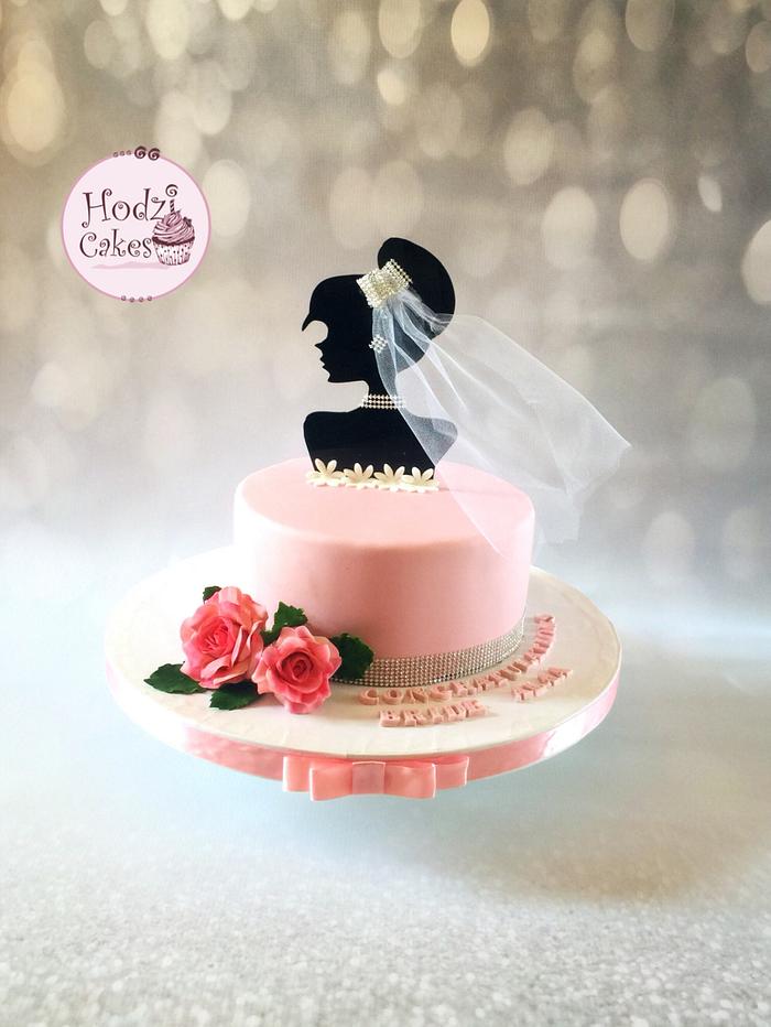 Pinky Bridal Shower Cake 💖🌷 - Decorated Cake by Hend - CakesDecor