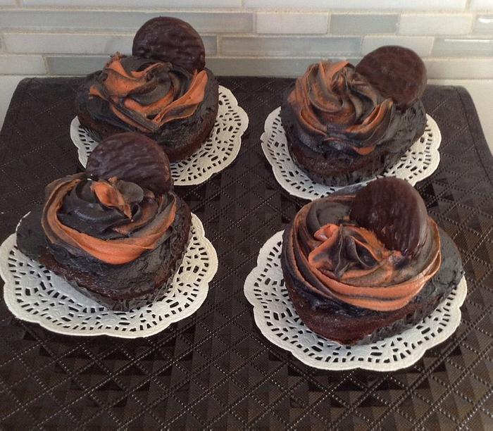 Peppermint Patty Birthday Cupcakes