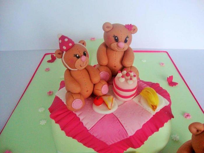 Number 1 teddy bears picnic cake