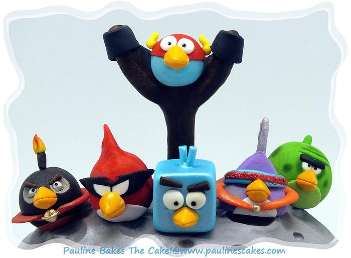 Grrr! Angry Birds Space "Fly Me To The Moon" Cake!