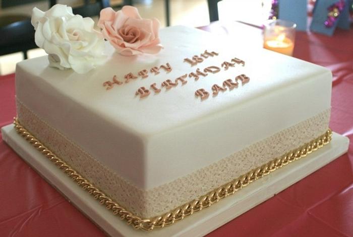 Golden chain of friendship themed cake