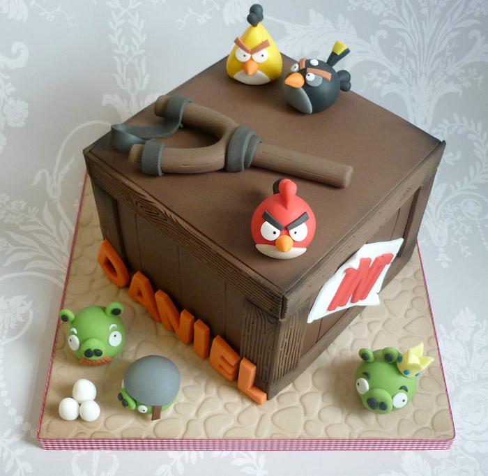 Angry Birds birthday cake