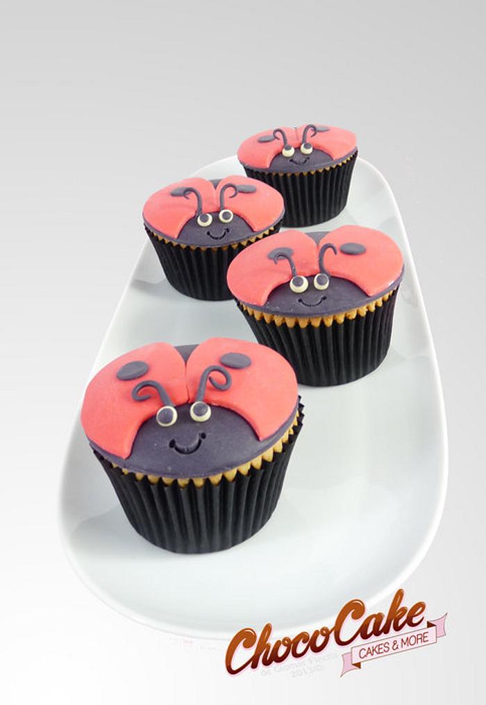 cupcakes ladybugs