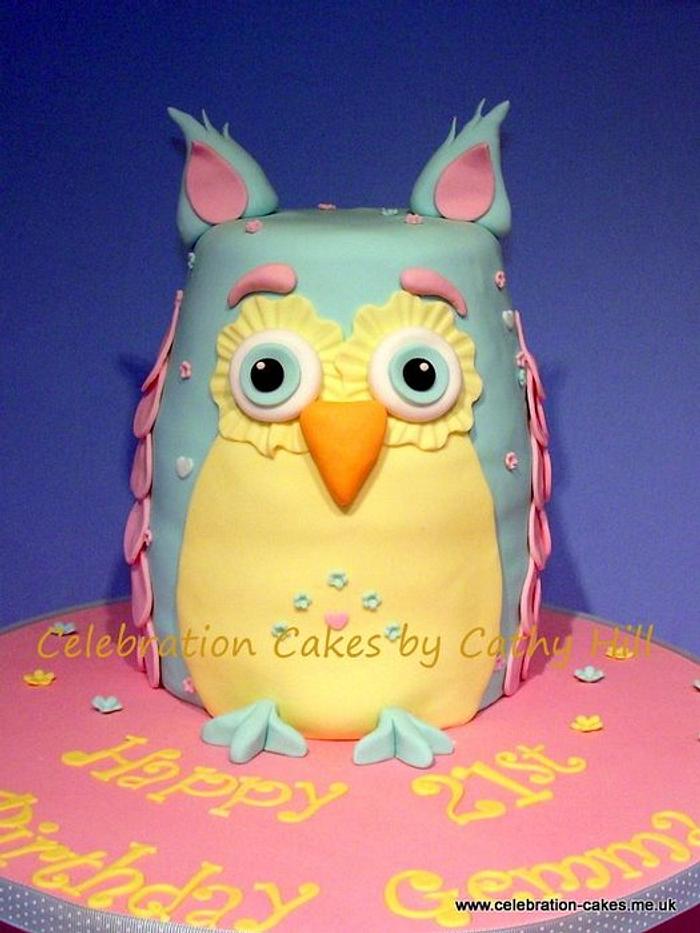 Pastel Owl Cake
