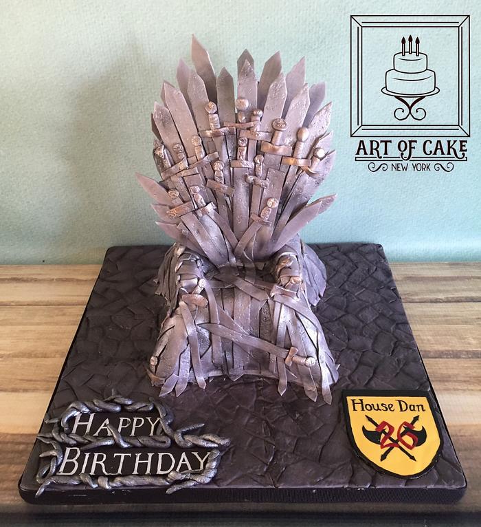Game of Thrones Iron Throne Cake - it's not a topper ...