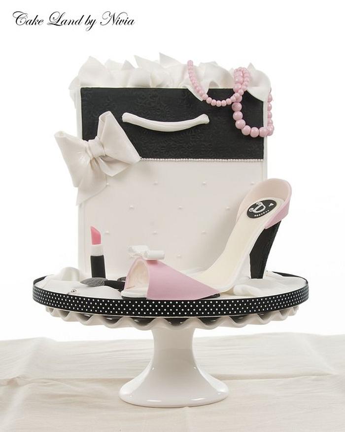 Hand bag and high heel shoe cake