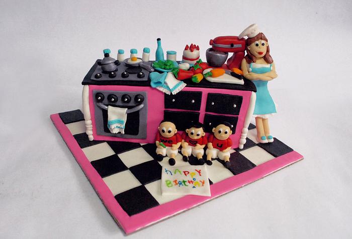 Mommy Kitchen Cake 