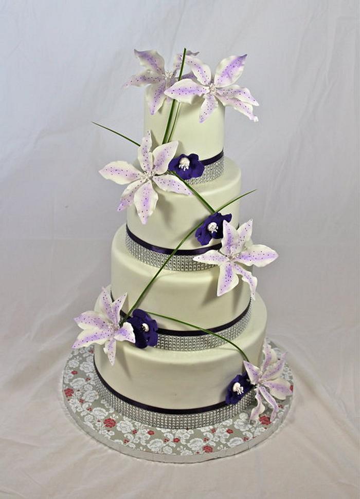 tropical glam wedding cake
