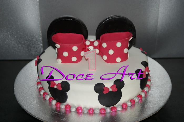 Minnie Mouse Cake