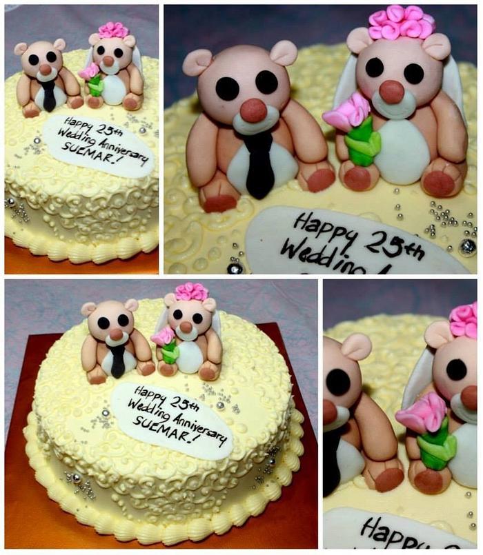 Couple bear cake