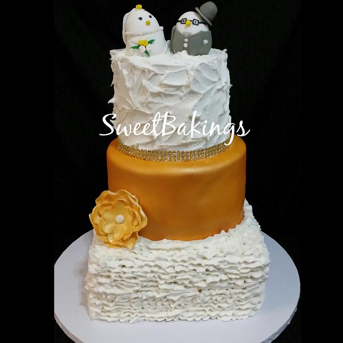 Gold and White wedding cake