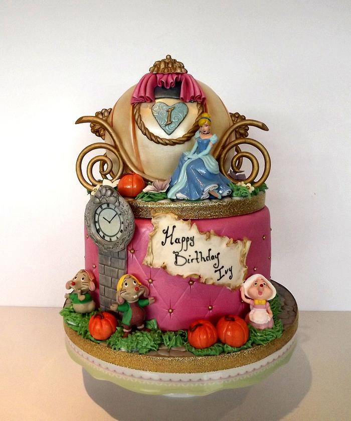 Cinderella Birthday cake x