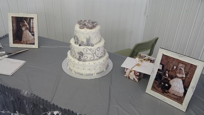anniversary  cake