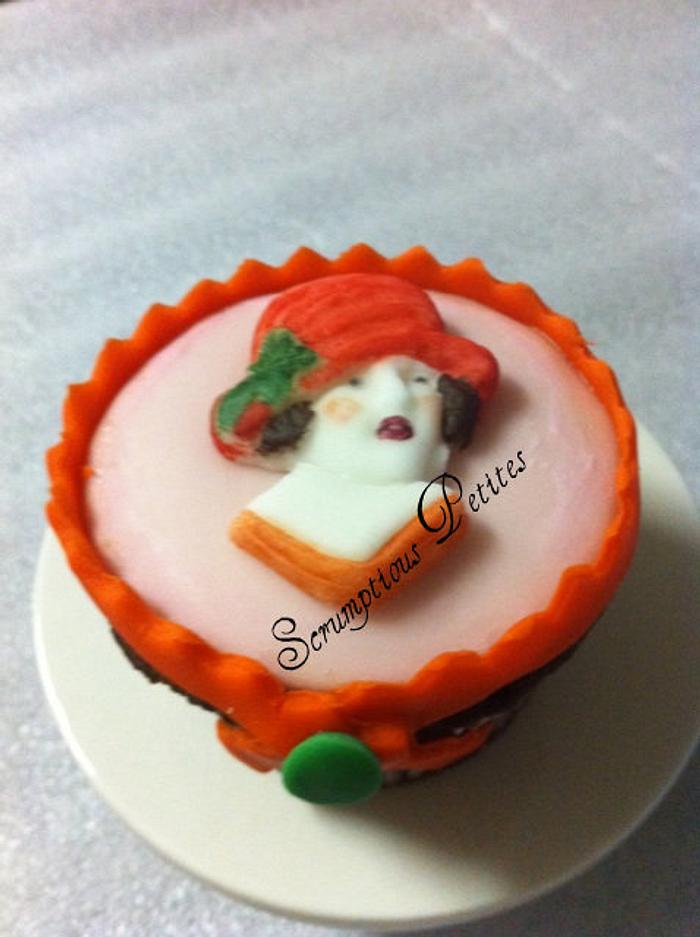 Cupcakes with Fondant Decorations