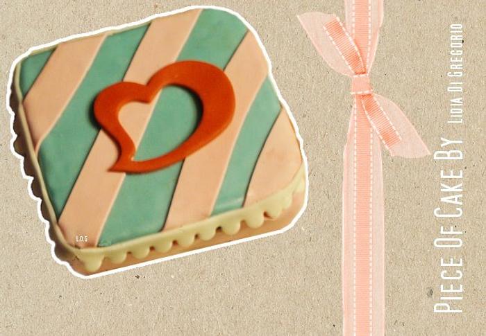Square cake with heart, sugar paste