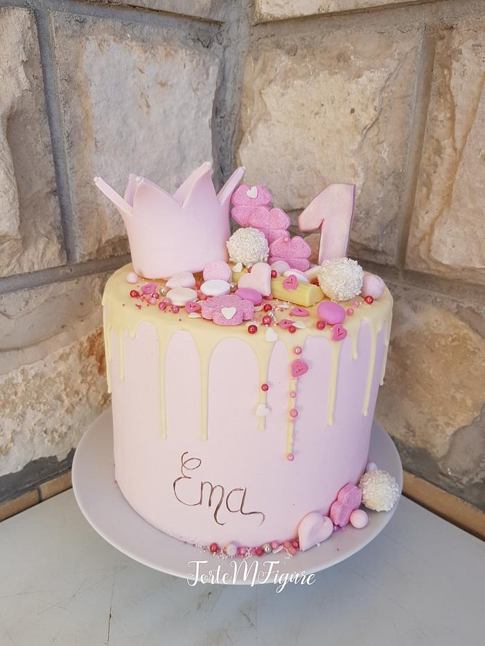 Pink bday cake