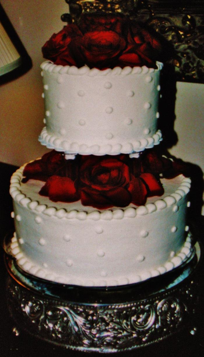 two tier buttercream red rose cake