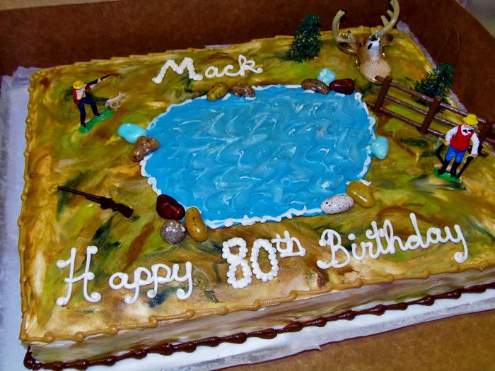 Hunting cake in buttercream icing