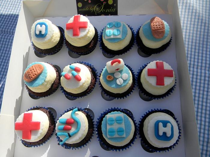 nurses cupcakes