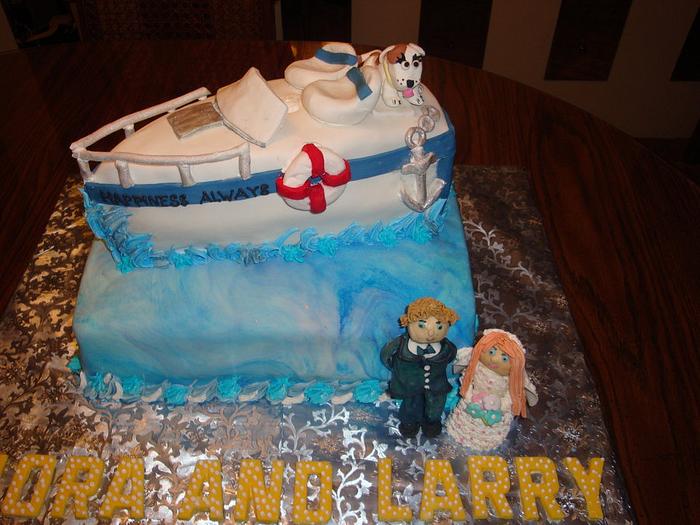 Small wedding cake for the boaters