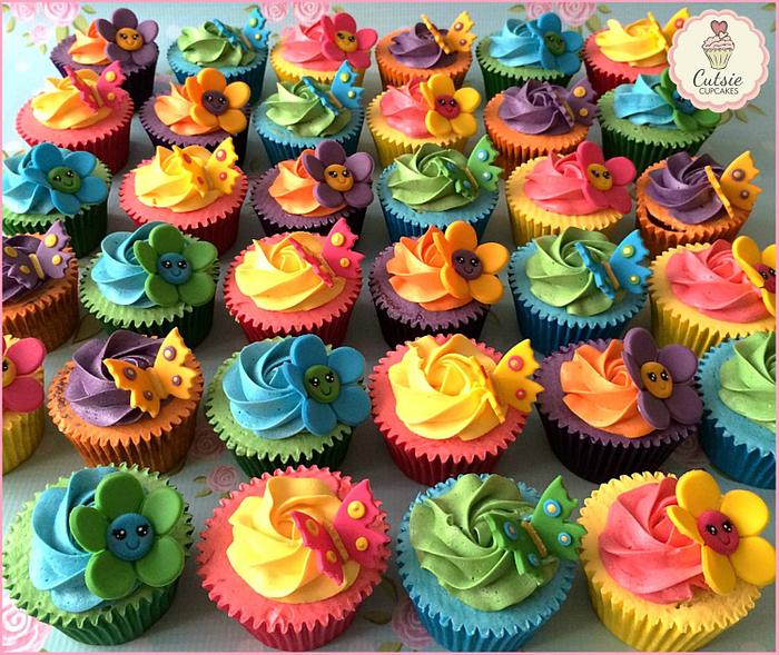 Bright & Colourful Kawaii Cupcakes