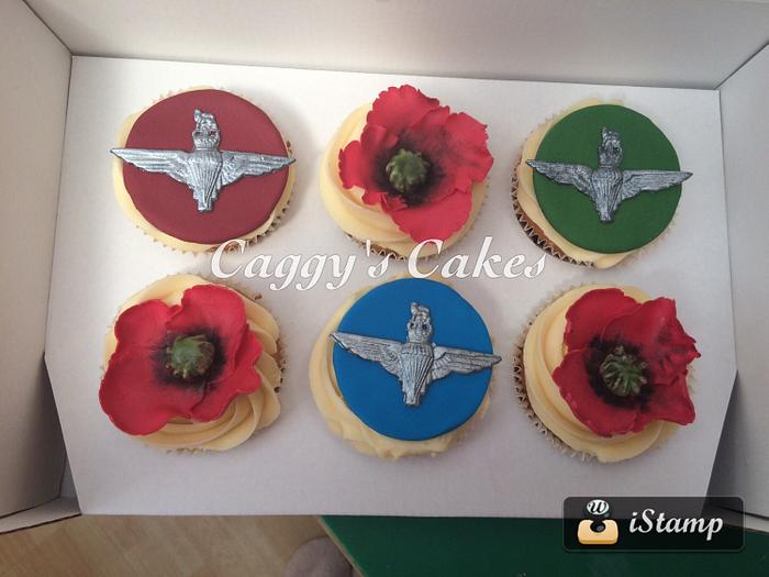Parachute regiment cupcakes