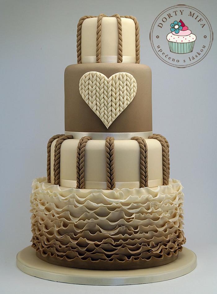 Knitted Wedding Cake 